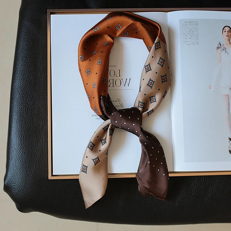 simulation silk twill fabric flower pattern scarf streamer headband headband headband lady
simulation silk twill fabric flower pattern scarf streamer headband headband headband lady