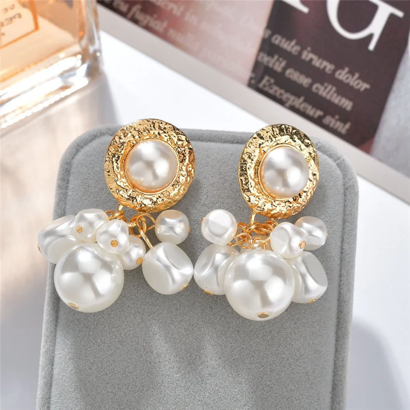 2020 Metal Fashion Drop Earrings For Women Bohemian Hyperbole Golden Silver Pearl Dangle Earrings Jewelry Accessories Girl Gift
2020 Metal Fashion Drop Earrings For Women Bohemian Hyperbole Golden Silver Pearl Dangle Earrings Jewelry Accessories Girl Gift
