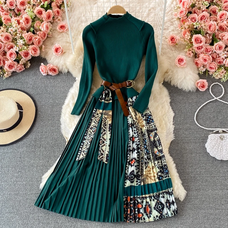 STYLISH LADY Printed Knitted Pleated Dress 2021 Autumn Women Long Sleeve Stand Neck Vintage Elegant Office Lady Midi Dress
STYLISH LADY Printed Knitted Pleated Dress 2021 Autumn Women Long Sleeve Stand Neck Vintage Elegant Office Lady Midi Dress