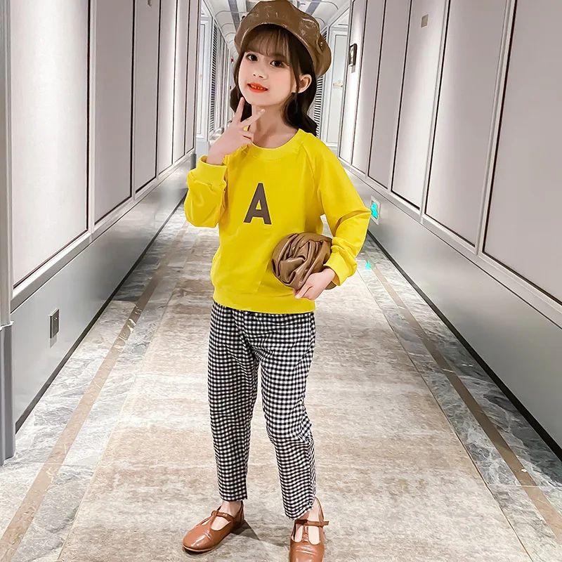 Girls Candy Color Pullover Sweats + Striped Pants 2pcs Kids Casual Sport Trousers Suit Teenage Plaid Slacks Outfit Children Set
Girls Candy Color Pullover Sweats + Striped Pants 2pcs Kids Casual Sport Trousers Suit Teenage Plaid Slacks Outfit Children Set