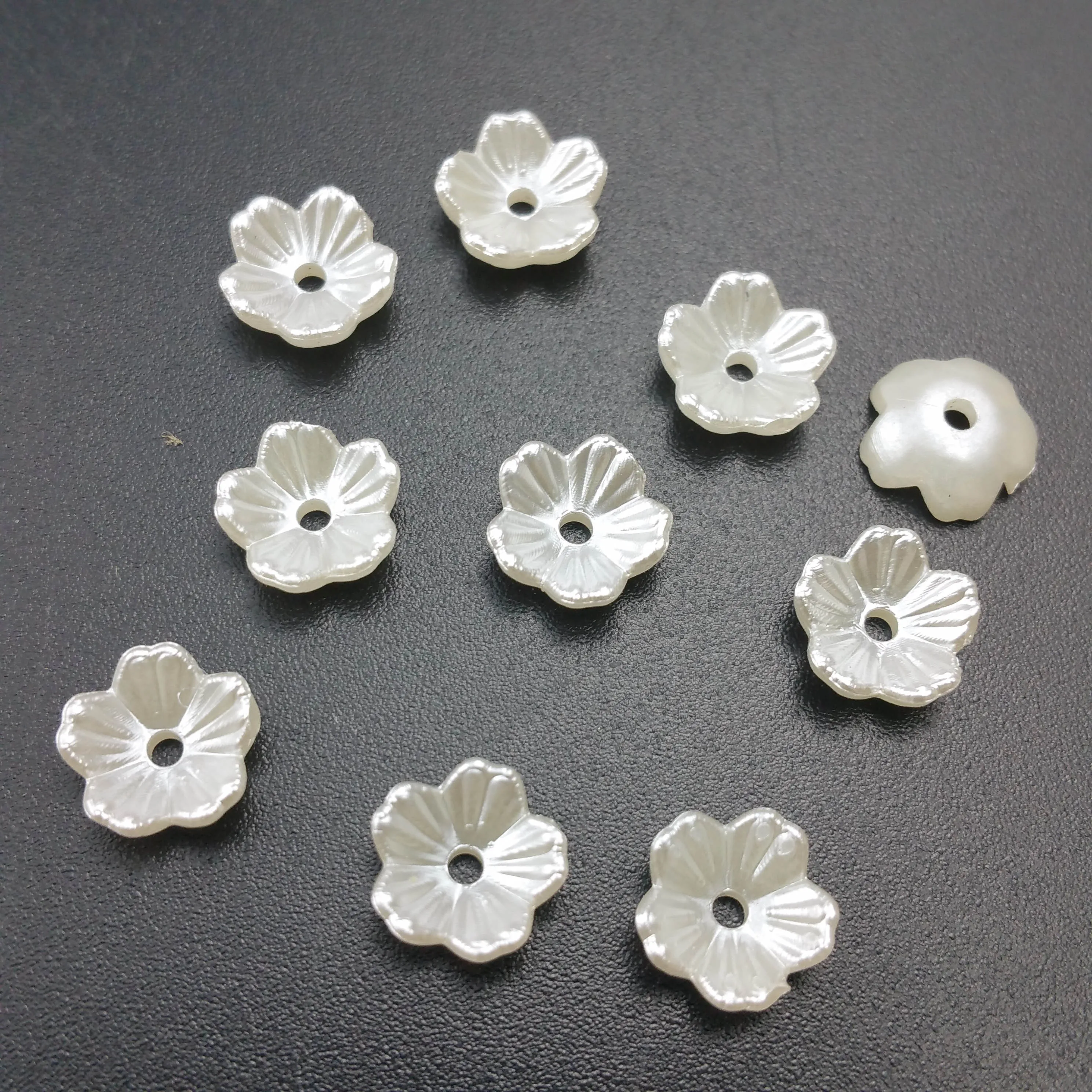 50pcs/Lot 8 /10mm Flower Loose Spacer Bead Caps Cone End Beads Cap Filigree For DIY Jewelry Finding Making
50pcs/Lot 8 /10mm Flower Loose Spacer Bead Caps Cone End Beads Cap Filigree For DIY Jewelry Finding Making