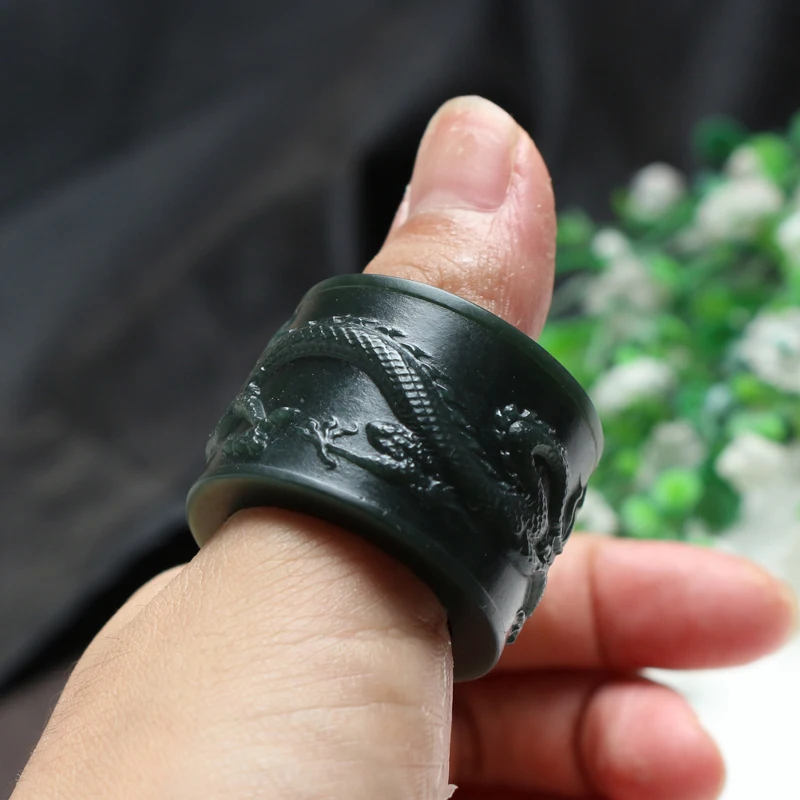 Natural hetian cyan jade ring, handmade dragon sculpture simple jade ring, men party wedding jewelry gift rings for men
Natural hetian cyan jade ring, handmade dragon sculpture simple jade ring, men party wedding jewelry gift rings for men