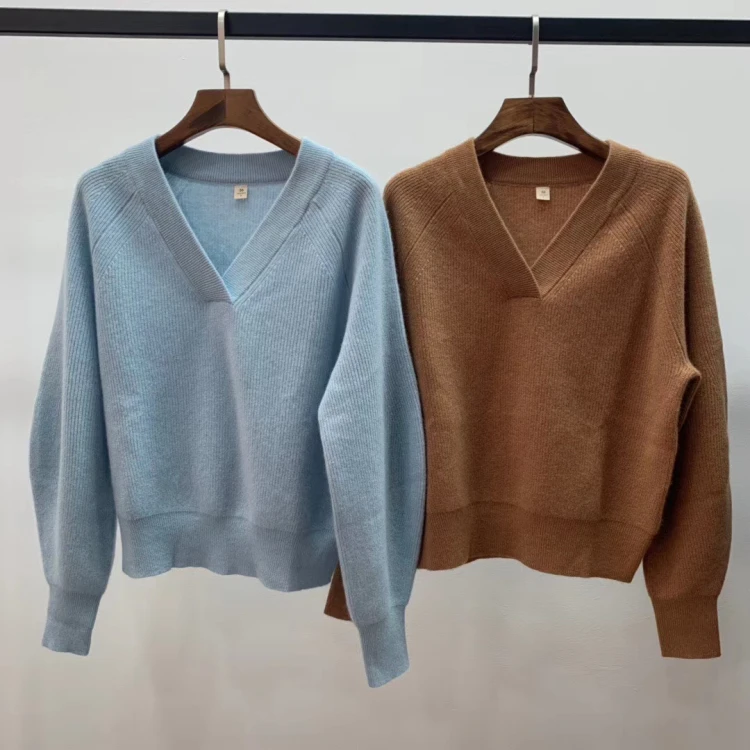 Women Cashmere Sweater 100% Cashmere High Quality Female 2020 Autumn Winter V-Neck Long Sleeve Loose Knitting Sweater
Women Cashmere Sweater 100% Cashmere High Quality Female 2020 Autumn Winter V-Neck Long Sleeve Loose Knitting Sweater
