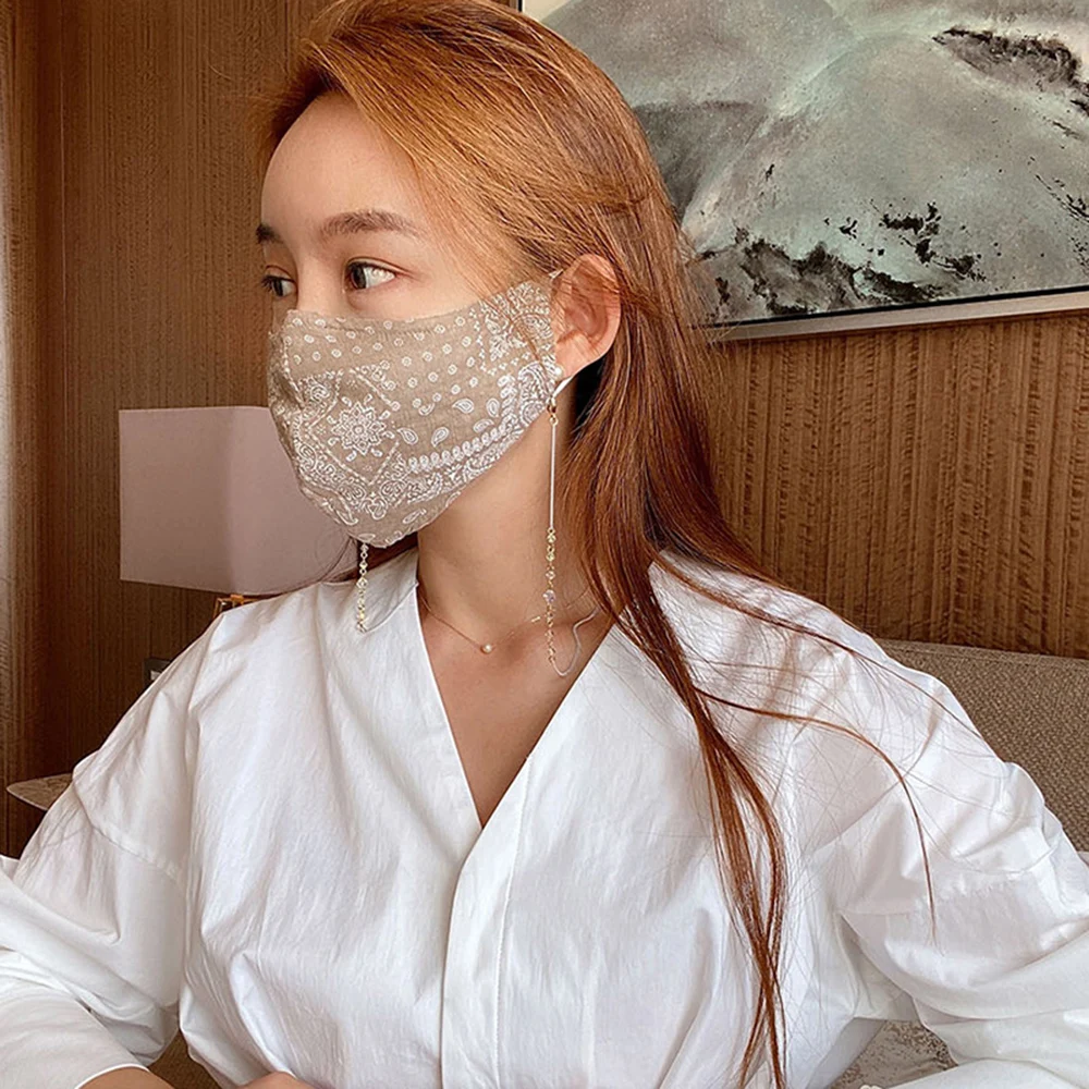 2021 Glasses chain New Korean Vintage Pearl Crystal Necklace Chain for Mask Strap Lanyard Glasses Hanging Cord for Women Jewelry
2021 Glasses chain New Korean Vintage Pearl Crystal Necklace Chain for Mask Strap Lanyard Glasses Hanging Cord for Women Jewelry