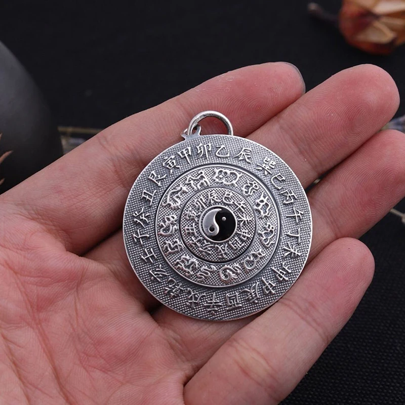 Real 100% S990 pure silver transportable pendant good luck amulet body Tai Chi Yin Yang gossip man silver pendant Thai Silver
Real 100% S990 pure silver transportable pendant good luck amulet body Tai Chi Yin Yang gossip man silver pendant Thai Silver