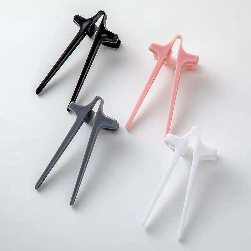 Free-Hands Finger Chopsticks Portable Snack Clamp Clips For Gamers Not Dirty Hand Phone Accessory Kitchen Tool
Free-Hands Finger Chopsticks Portable Snack Clamp Clips For Gamers Not Dirty Hand Phone Accessory Kitchen Tool