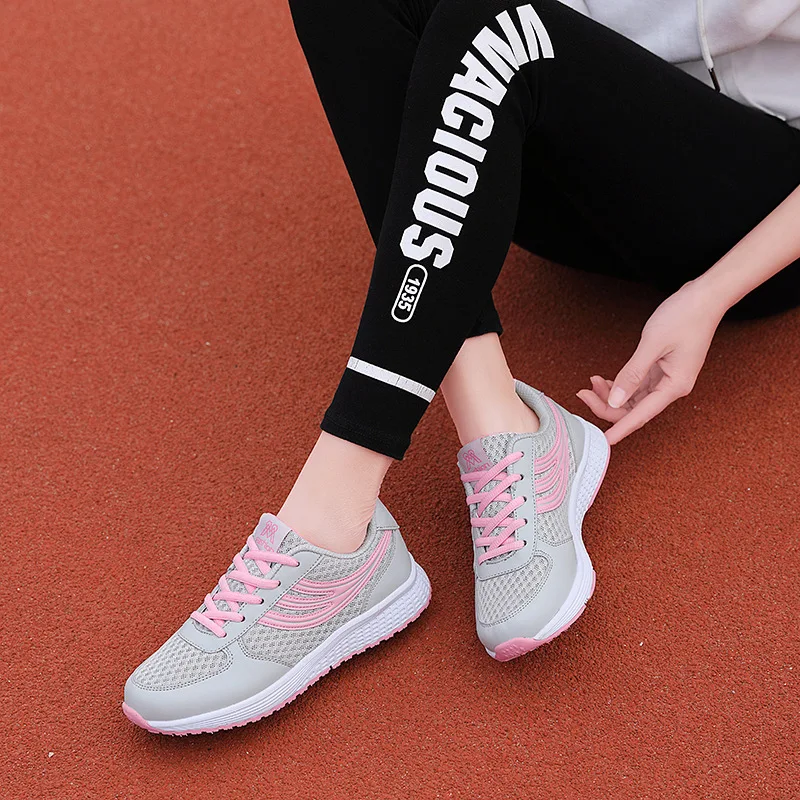 Women's Shoes Spring Summer New Korean Lightweight Sneakers Breathable Versatile Soft Bottom Running Shoes Lace-up Casual Shoes
Women's Shoes Spring Summer New Korean Lightweight Sneakers Breathable Versatile Soft Bottom Running Shoes Lace-up Casual Shoes