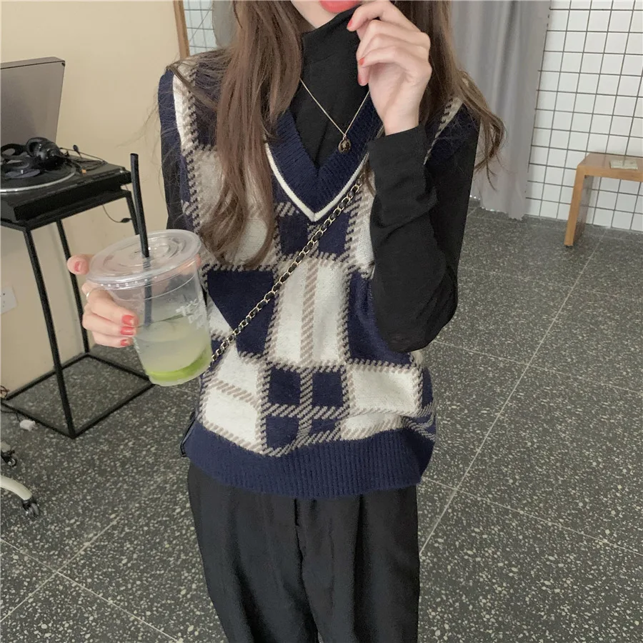 

All-Match Sharp Tool ~ Korean Style Study Abroad Miss Fu Beautiful V-Collar Contrast Color Plaid Loose Vest Autumn and Winter