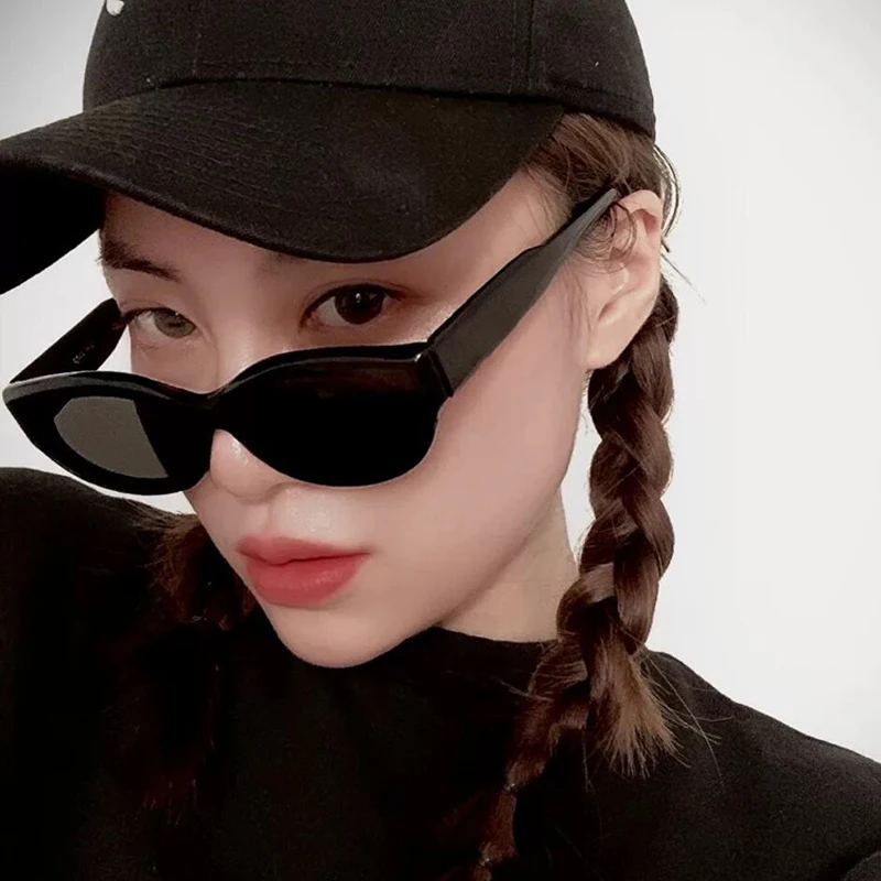 Retro Cat Eye Women Men Sunglasses Tan Gray Lens UV400 Eye Protection Girl Sexy Ladies Classic Fashion Outdoor Eyewear
Retro Cat Eye Women Men Sunglasses Tan Gray Lens UV400 Eye Protection Girl Sexy Ladies Classic Fashion Outdoor Eyewear