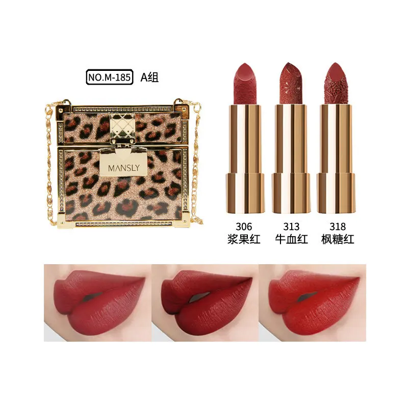 Fashion Small Sachet Mousse Lipstick Three Pack Press Tube Jelly Carved Lipstick Set Velvet Lipstick Set
Fashion Small Sachet Mousse Lipstick Three Pack Press Tube Jelly Carved Lipstick Set Velvet Lipstick Set
