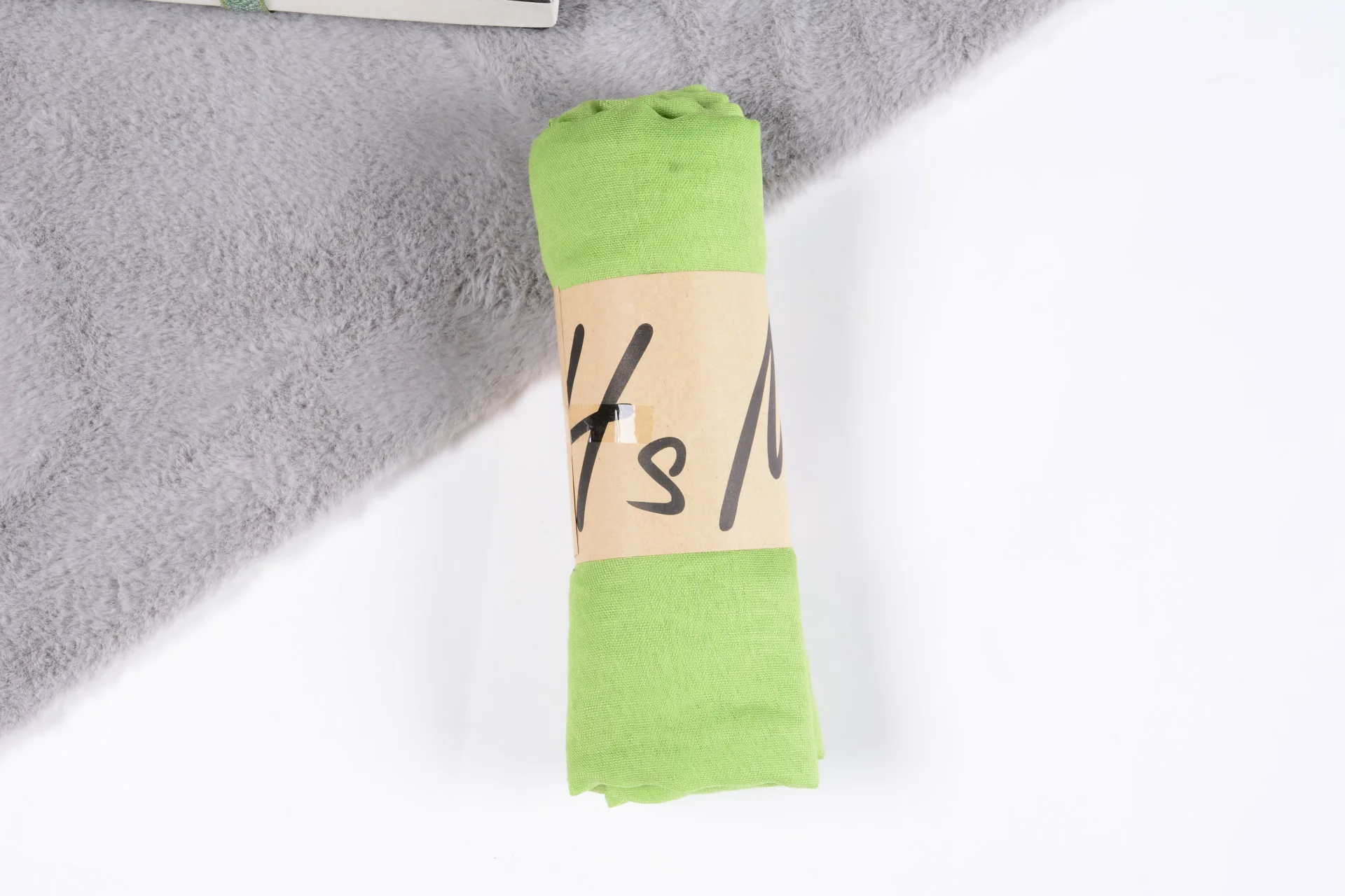 70*180cm Monochrome Candy Colored Linen Scarf Blue Purple Solid Color Female Scarf Women Gift Scarf Beautiful
70*180cm Monochrome Candy Colored Linen Scarf Blue Purple Solid Color Female Scarf Women Gift Scarf Beautiful