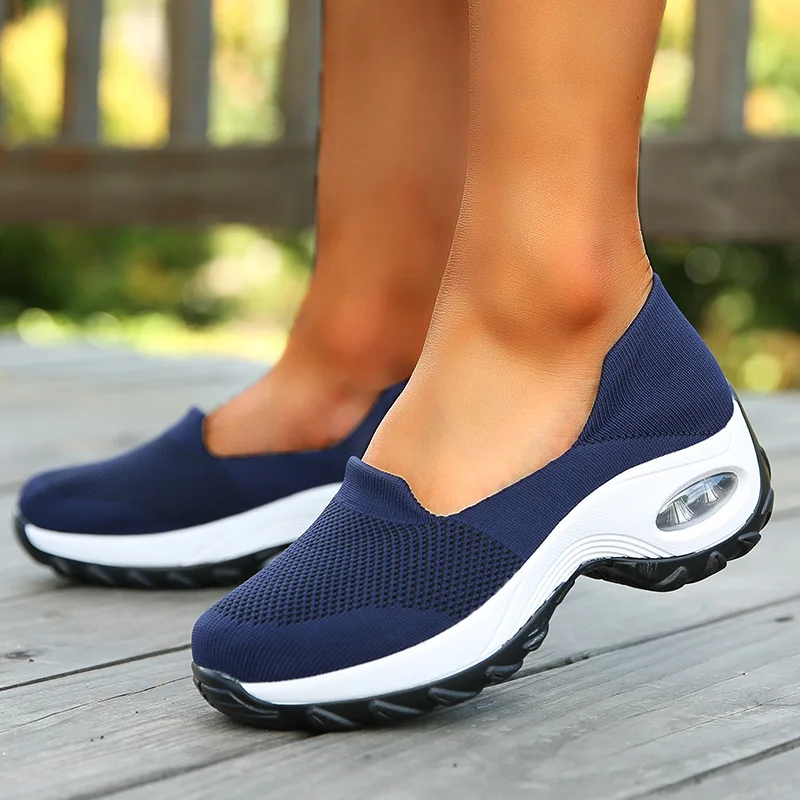 2021 Women Fashion Vulcanized Sneakers Platform Solid Color Flats Ladies Shoes Casual Breathable Wedges Ladies Walking Sneakers
2021 Women Fashion Vulcanized Sneakers Platform Solid Color Flats Ladies Shoes Casual Breathable Wedges Ladies Walking Sneakers