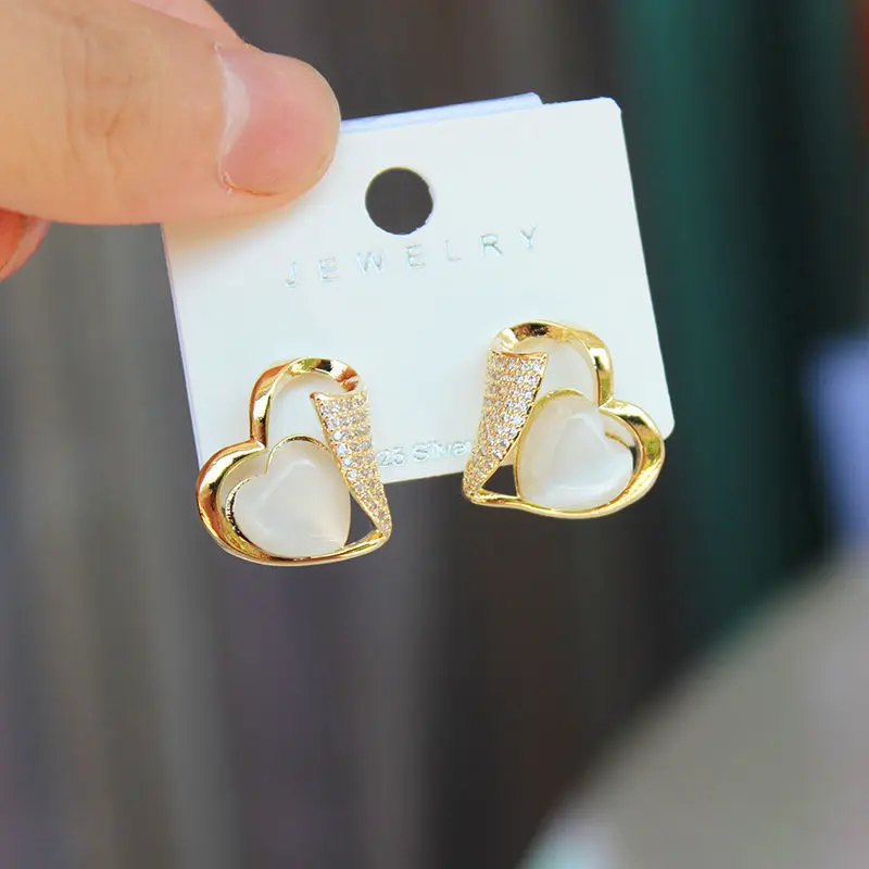 New design micro-inlaid zircon opal earrings luxury 14K real gold stud earrings for women cubic zircon ZC earrings 
New design micro-inlaid zircon opal earrings luxury 14K real gold stud earrings for women cubic zircon ZC earrings