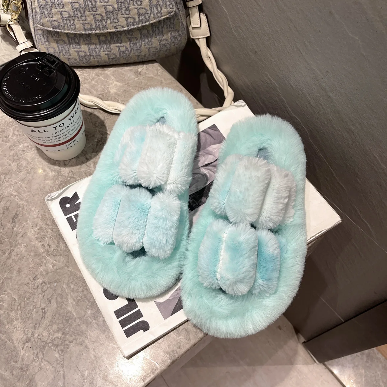New Autumn And Winter Cross-border Women's Shoes European And American Double Small Rabbit Fume Soft Plush Thick Bottom Home
New Autumn And Winter Cross-border Women's Shoes European And American Double Small Rabbit Fume Soft Plush Thick Bottom Home
