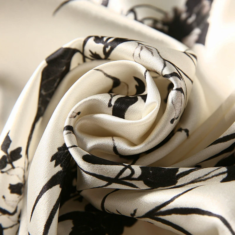 19 Momme Real Silk Women's Satin Shirt Elegant Turn-down Collar Long Sleeve Blouses Spring Autumn Office Lady Print Blouse Tops
19 Momme Real Silk Women's Satin Shirt Elegant Turn-down Collar Long Sleeve Blouses Spring Autumn Office Lady Print Blouse Tops