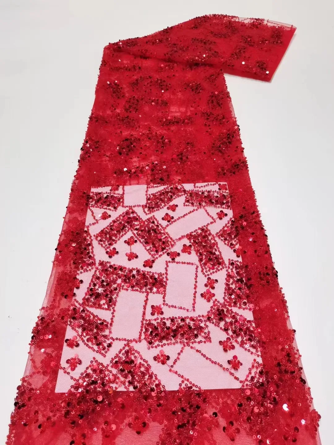 (5Yards/Pc) High Quality African Wedding Lace Fabric With Sequins And Tube Beads Embroidery Red French Net Lace Wedding Party CD
(5Yards/Pc) High Quality African Wedding Lace Fabric With Sequins And Tube Beads Embroidery Red French Net Lace Wedding Party CD