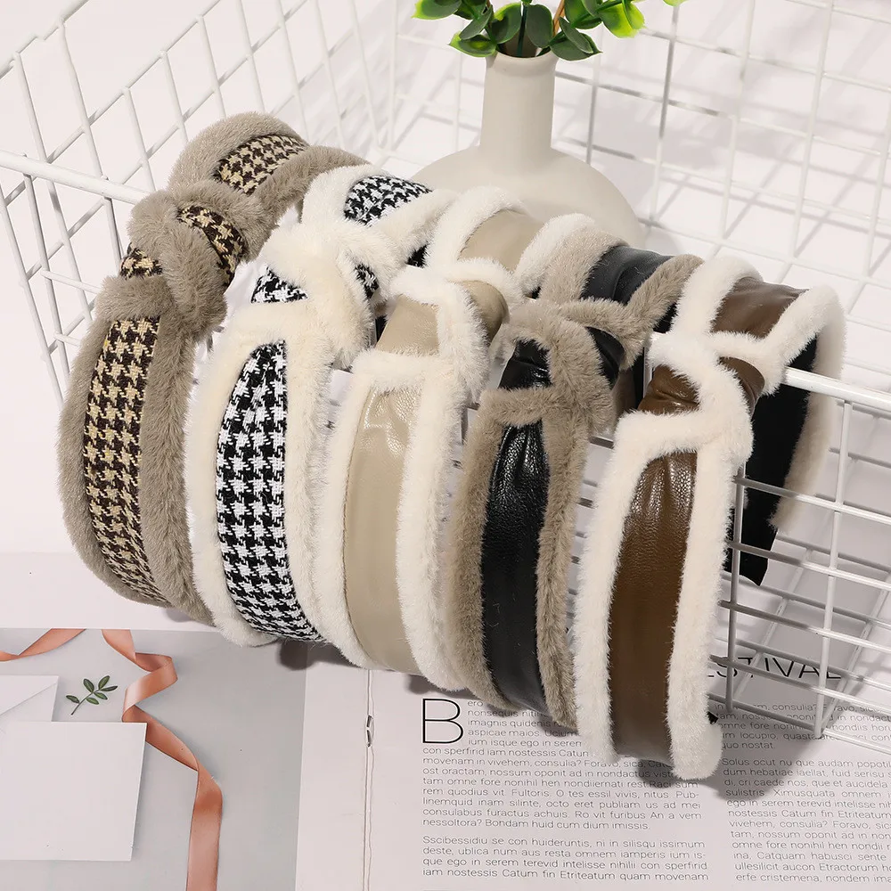 Fashion Temperament Headband For Woman Knitted Solid Color Bezel Denim Plush Stitching Hairband Ladies Hair Accessories Headwear
Fashion Temperament Headband For Woman Knitted Solid Color Bezel Denim Plush Stitching Hairband Ladies Hair Accessories Headwear