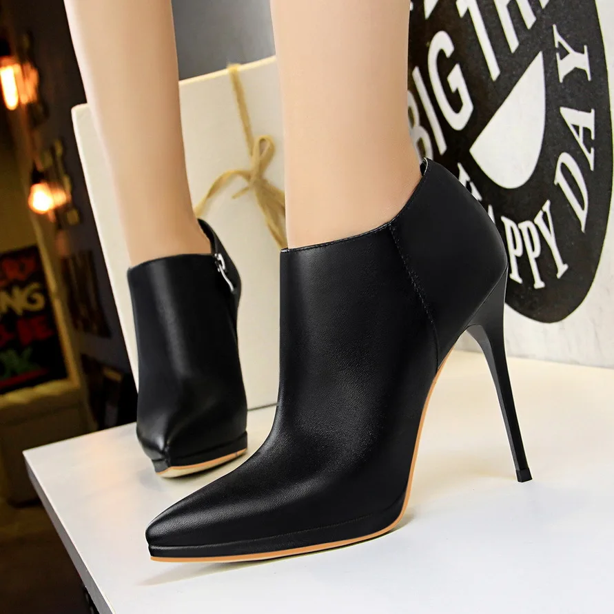 899-1 fashion simple thin heel high heel waterproof platform pointed slim sexy night club deep mouth nude shoess
899-1 fashion simple thin heel high heel waterproof platform pointed slim sexy night club deep mouth nude shoess