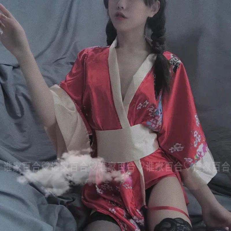 

Японское кимоно, сексуальный косплей-костюм для женщин, традиционный стиль, халат, юката, костюмы, пижамы, мягкий шелковый пояс, Униформа, ко...