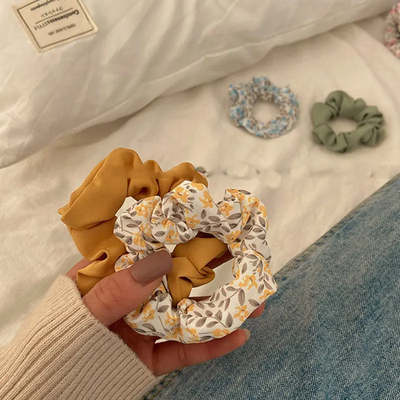 2Pcs Floral Scrunchies Set Fashion Elastic Hair Bands Ponytail Holder Solid Color Scrunchie Hair Tie For Women Hair Accessories
2Pcs Floral Scrunchies Set Fashion Elastic Hair Bands Ponytail Holder Solid Color Scrunchie Hair Tie For Women Hair Accessories