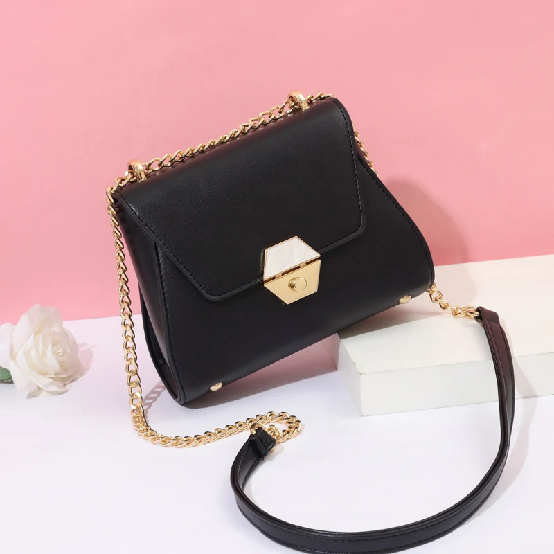 Louis Luxury Handbag Vintage Fashion Female 2020 New Quality PU Leather Women's Designer Corssbody Lock Shoulder Messenger Bags
Louis Luxury Handbag Vintage Fashion Female 2020 New Quality PU Leather Women's Designer Corssbody Lock Shoulder Messenger Bags