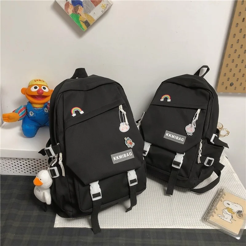 Summer Fashion Contrast Color Women's Backpack Cute Doll Pendant University Bags For Girls Large Capacity Travel Backbags
Summer Fashion Contrast Color Women's Backpack Cute Doll Pendant University Bags For Girls Large Capacity Travel Backbags