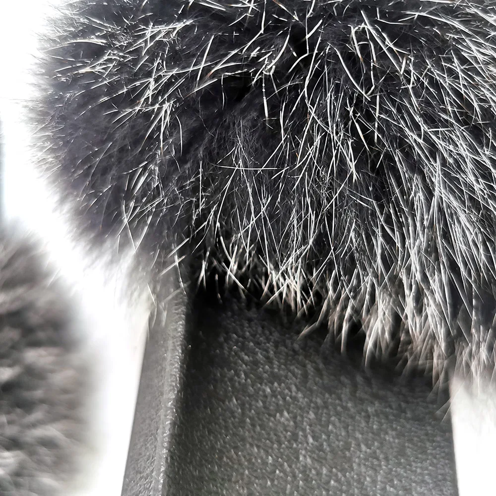 Fluffy Fox Fur Slippers Cute Plush Sandals Black Frost Fashion PVC Sole Designer Furry Slides For Women
Fluffy Fox Fur Slippers Cute Plush Sandals Black Frost Fashion PVC Sole Designer Furry Slides For Women