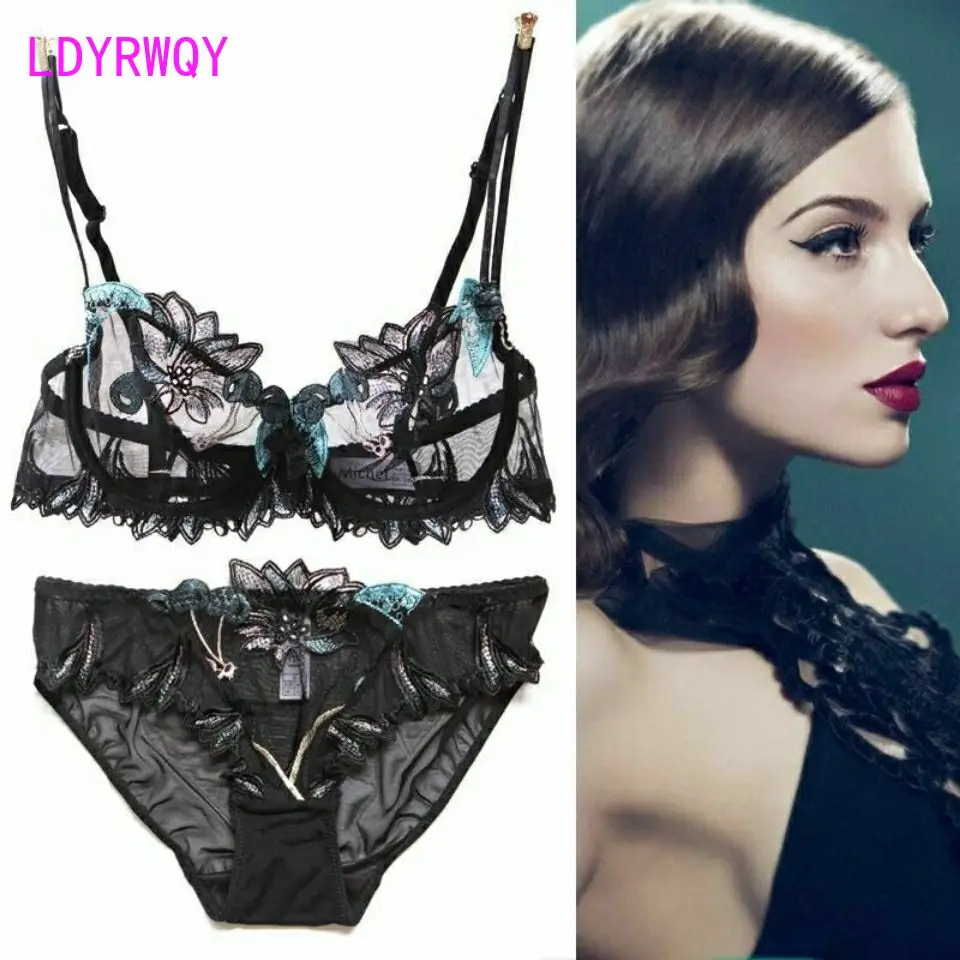 Embroidered mesh ultra-thin transparent sexy temptation hollow no sponge underwear bra set bra
Embroidered mesh ultra-thin transparent sexy temptation hollow no sponge underwear bra set bra