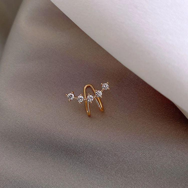 Modern Women's Earrings Pearl Earrings For Women Luxurious Fashion Jewelry 2020 Trend Geometric Bee Shape Pearl Stud Earrings
Modern Women's Earrings Pearl Earrings For Women Luxurious Fashion Jewelry 2020 Trend Geometric Bee Shape Pearl Stud Earrings