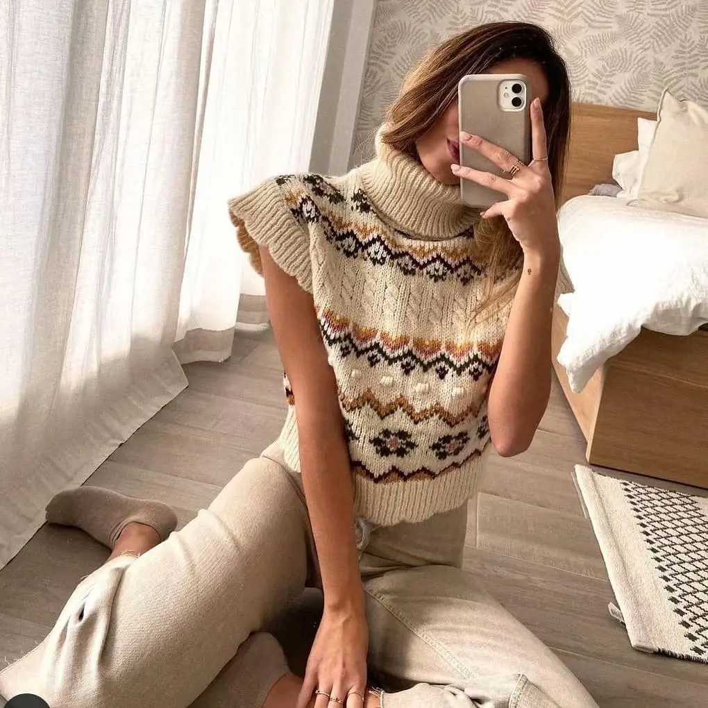 2021 Early Spring New European and American Retro Jacquard Twisted Casual Lace Sleeve Turtleneck Knitted Top
2021 Early Spring New European and American Retro Jacquard Twisted Casual Lace Sleeve Turtleneck Knitted Top