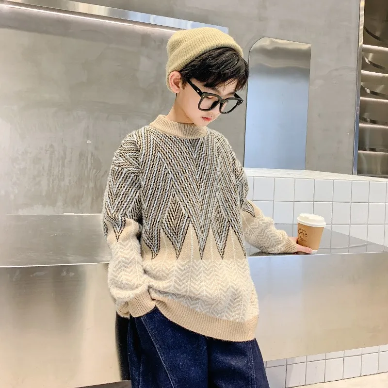 Свитер детский винтажный с круглым вырезом, длинным рукавом и круглым вырезом 
Свитер детский винтажный с круглым вырезом, длинным рукавом и круглым вырезом