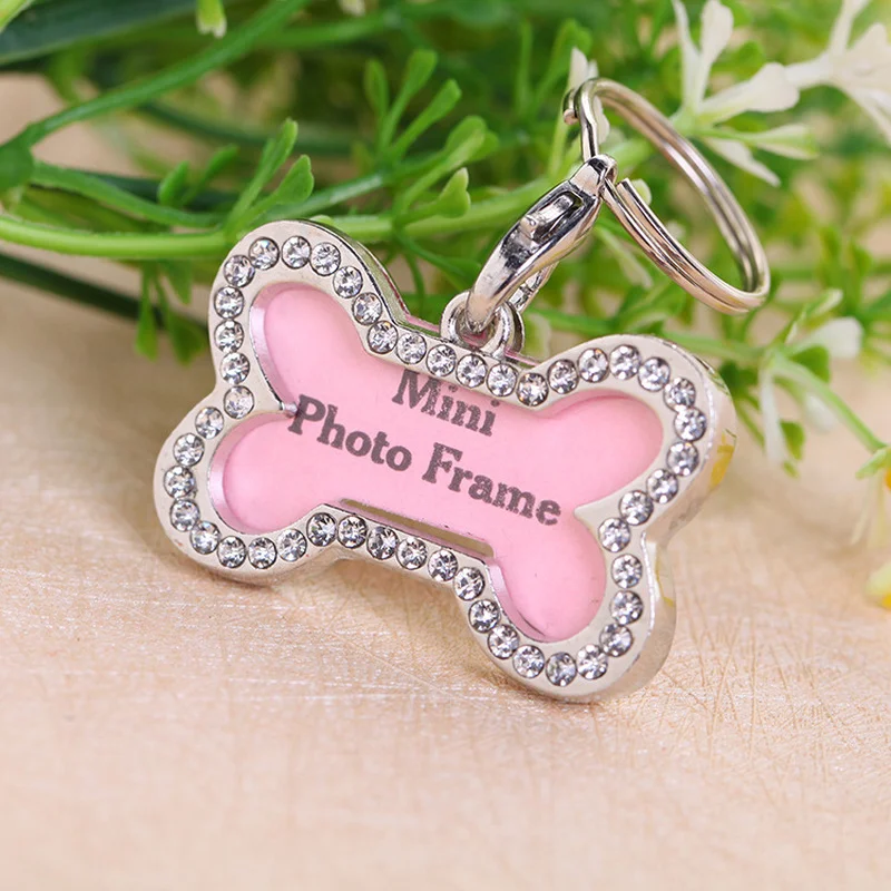 Pet supplies Pet supplies can be handwritten with diamond-encrusted bone-type dog tags, anti-lost pet listings small tags
Pet supplies Pet supplies can be handwritten with diamond-encrusted bone-type dog tags, anti-lost pet listings small tags