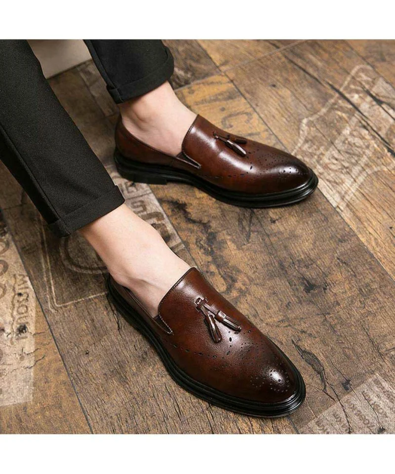 Men's Handmade PU Brown Retro Tassel Loafers Low Heel Comfortable Fashion Classic Fashion Business Casual Shoes ZQ0302 
Men's Handmade PU Brown Retro Tassel Loafers Low Heel Comfortable Fashion Classic Fashion Business Casual Shoes ZQ0302