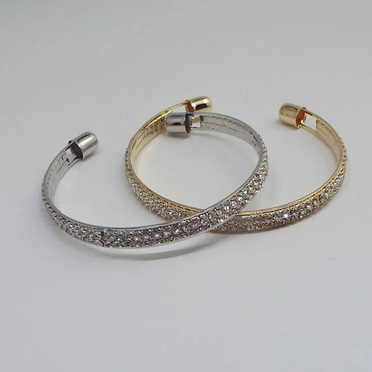 European and American New Fashion High Quality Popular Inlaid Zircon 2 Rows Open Bracelet Female Bracelet Jewelry
European and American New Fashion High Quality Popular Inlaid Zircon 2 Rows Open Bracelet Female Bracelet Jewelry