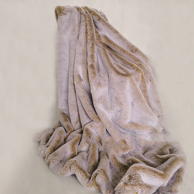 Одеяло из искусственного меха, очень мягкое одеяло из искусственного меха кролика рекс
Одеяло из искусственного меха, очень мягкое одеяло из искусственного меха кролика рекс