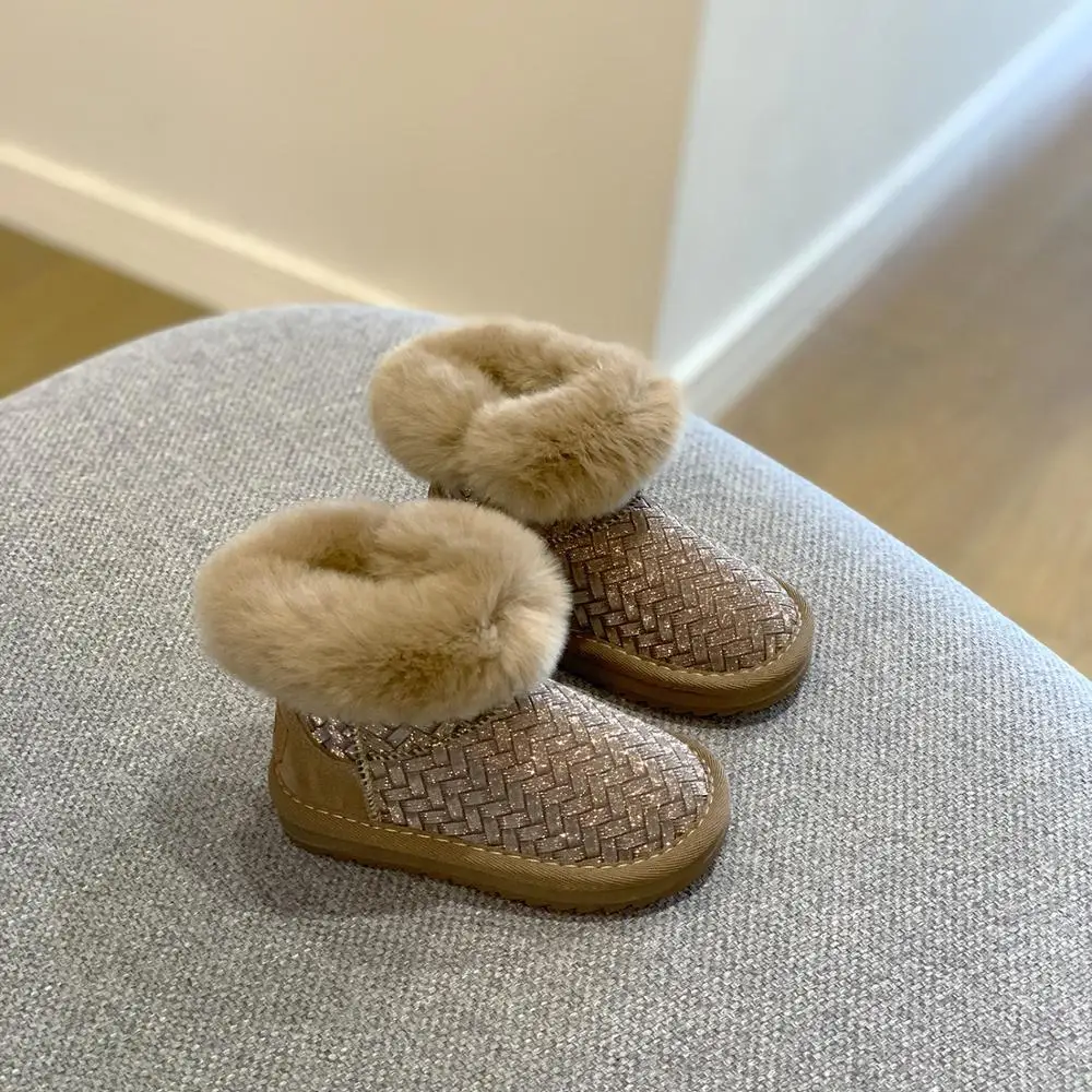 Children's thick snow boots winter new girls blingbling shiny rabbit fur cotton boots boys boots
Children's thick snow boots winter new girls blingbling shiny rabbit fur cotton boots boys boots