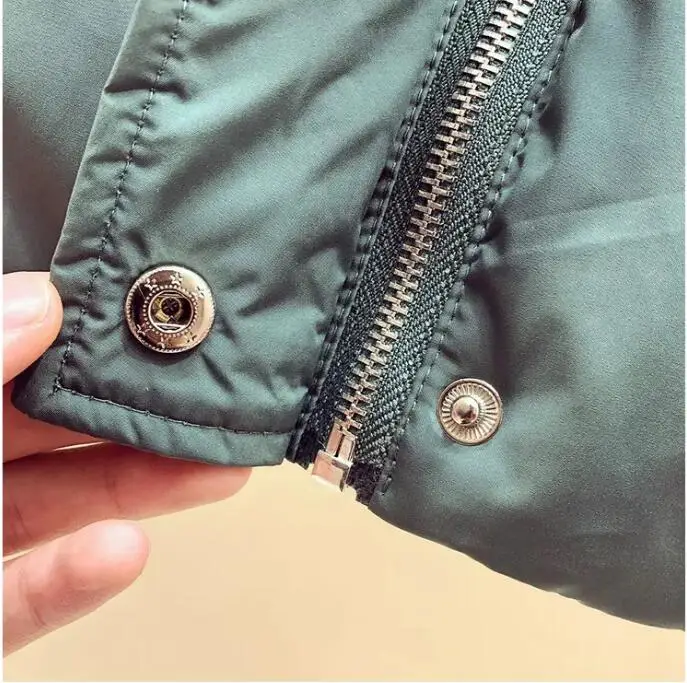 Winter Women Outwear Thicken Warm Coat Cotton Padded Jacket Female Long Parka Hooded Casual Loose Female coat F90109
Winter Women Outwear Thicken Warm Coat Cotton Padded Jacket Female Long Parka Hooded Casual Loose Female coat F90109