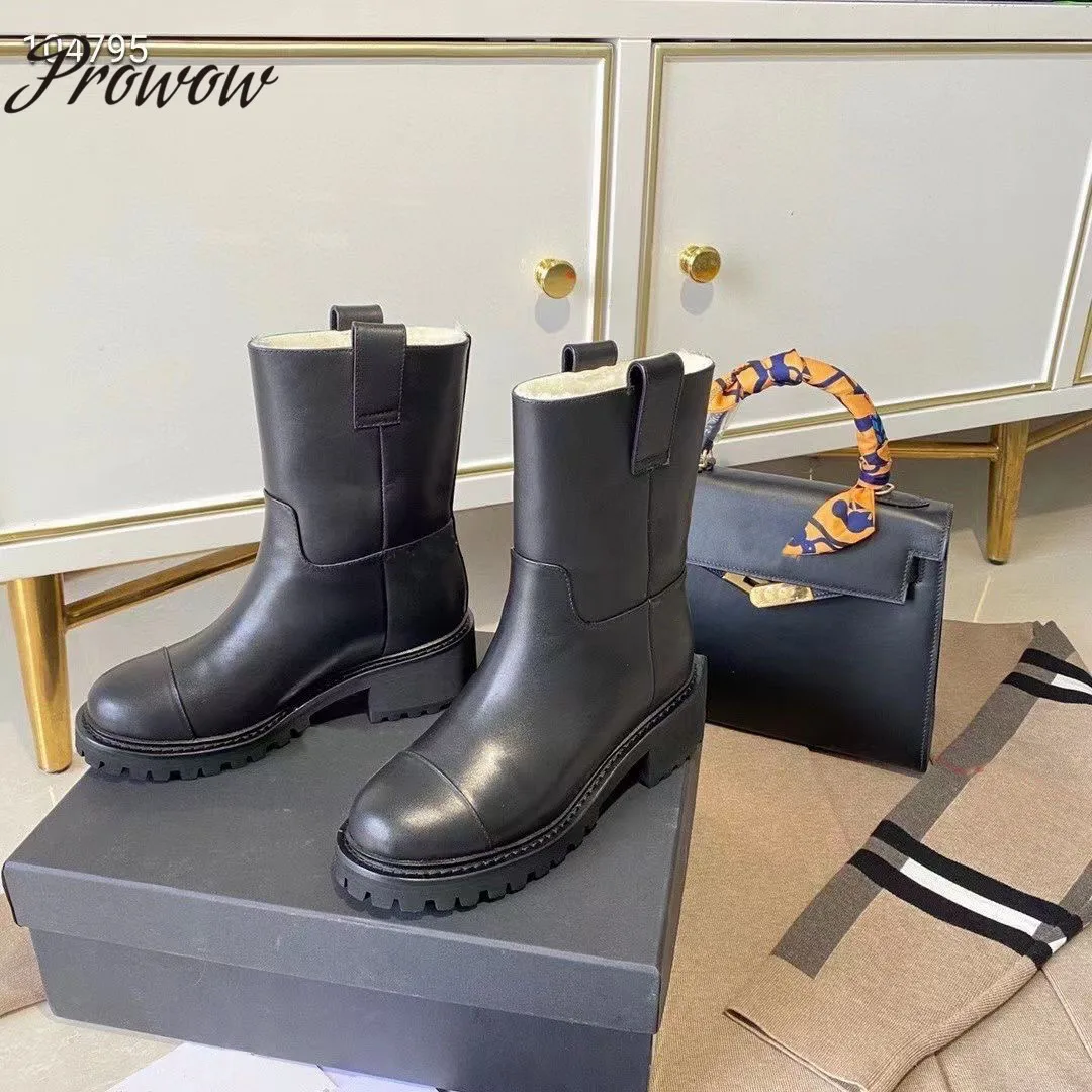 Prowow New Suede Leather Sheep Wool Warm Boots Round Toe Low Heel Winter Snow Boots Shoes Women Zapatos Mujer
Prowow New Suede Leather Sheep Wool Warm Boots Round Toe Low Heel Winter Snow Boots Shoes Women Zapatos Mujer