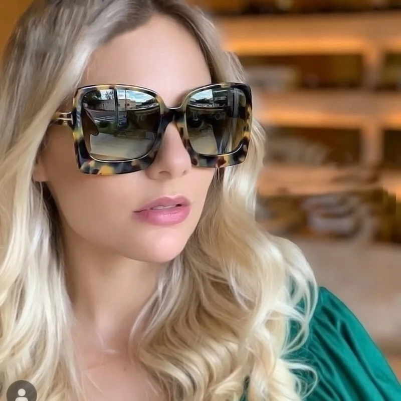 New European and American trend big frame sunglasses women leopard print color simple sunglasses
New European and American trend big frame sunglasses women leopard print color simple sunglasses