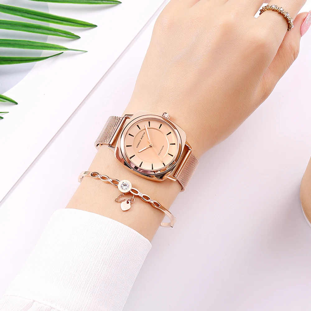 Japan Movement Free Shipping Women Relogio Feminino Fashion Rose Gold Desige Casual Brand Wristwatch Ladies Square Watches
Japan Movement Free Shipping Women Relogio Feminino Fashion Rose Gold Desige Casual Brand Wristwatch Ladies Square Watches
