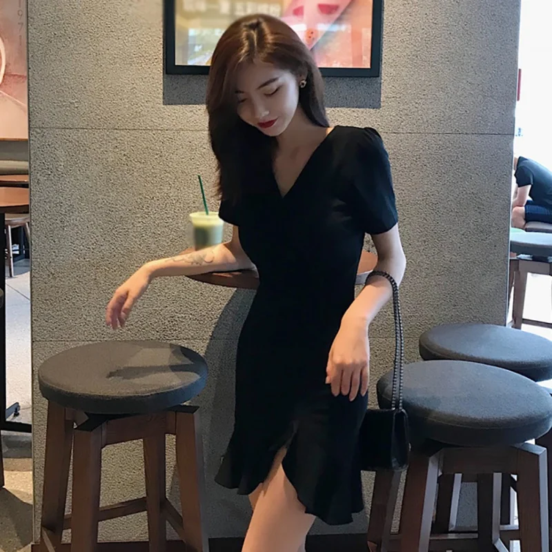 Women V-Neck Sexy Slim Short Sleeve Dress Casual High Waist Ruffles Asymmetrical Dress Solid Fashion Party Dress Vestido T
Women V-Neck Sexy Slim Short Sleeve Dress Casual High Waist Ruffles Asymmetrical Dress Solid Fashion Party Dress Vestido T