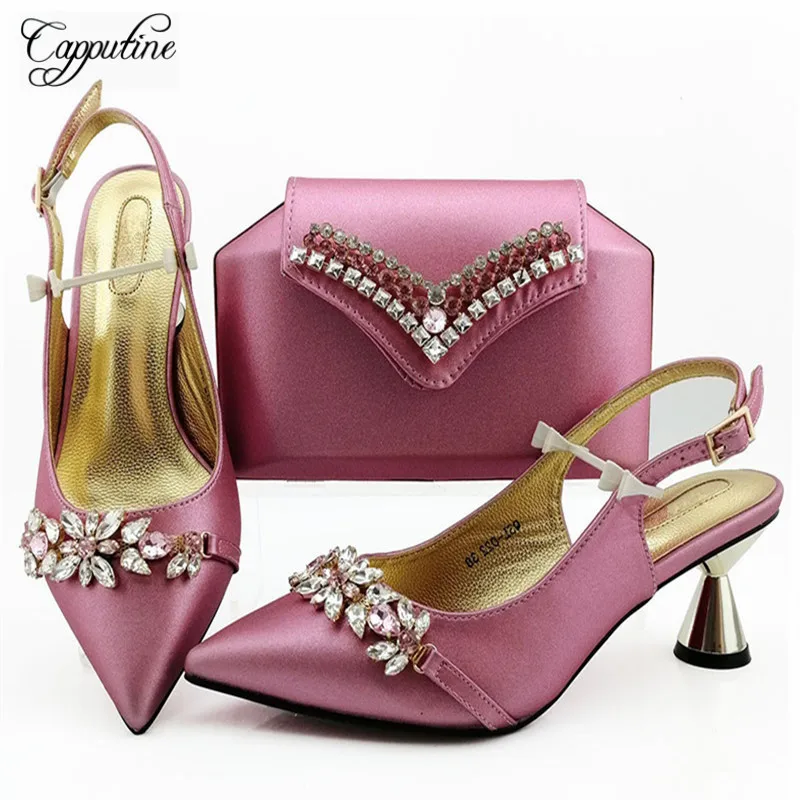 Fashion African Simples Crystal Women Shoes And Bags Matching Set High Quality Pretty Shoes And Bag Set For Party Dress
Fashion African Simples Crystal Women Shoes And Bags Matching Set High Quality Pretty Shoes And Bag Set For Party Dress