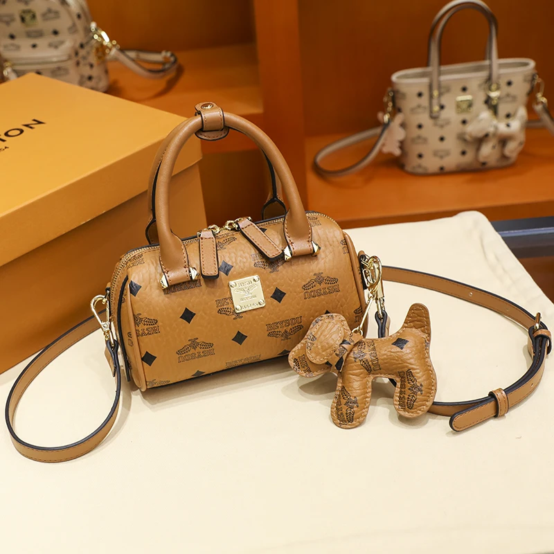 2021New Fashion 100% Real Cowhide All-match Portable Messenger Boston Mini Pillow Bag Luxury Brand Designer Wallets and Handbags
2021New Fashion 100% Real Cowhide All-match Portable Messenger Boston Mini Pillow Bag Luxury Brand Designer Wallets and Handbags