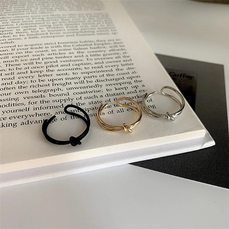 Exquisite Simple Rings Black Gold Silver Adjustable Ring Personality Niche Design Sense Party Gifts for friends
Exquisite Simple Rings Black Gold Silver Adjustable Ring Personality Niche Design Sense Party Gifts for friends
