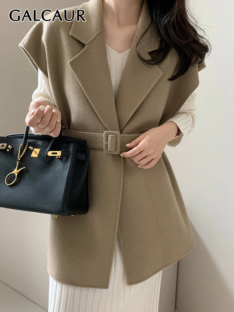GALCAUR Casual Slim Solid Temperament Vest Female V Neck Long Sleeve Fashion Minimalist Coat For Women Autumn Style 2021 New
GALCAUR Casual Slim Solid Temperament Vest Female V Neck Long Sleeve Fashion Minimalist Coat For Women Autumn Style 2021 New