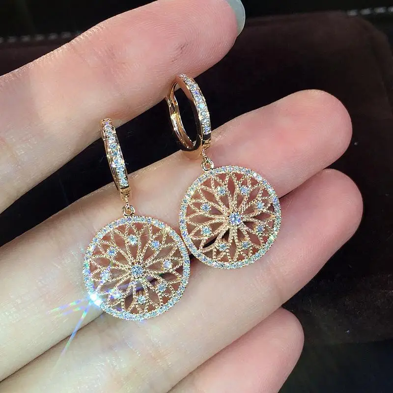 14K Gold Real Diamond Earring Round Hollow Wedding pure Gemstone for Women Peridot Bizuteria Drop Earring Jewelry Orecchini
14K Gold Real Diamond Earring Round Hollow Wedding pure Gemstone for Women Peridot Bizuteria Drop Earring Jewelry Orecchini