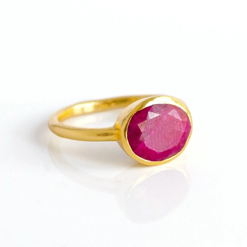 Simple Gold Oval Red Crystal Stone Solitaire Rings Women Gemstones Stacking Ring Fashion Birthstone Jewelry Birthday Gift
Simple Gold Oval Red Crystal Stone Solitaire Rings Women Gemstones Stacking Ring Fashion Birthstone Jewelry Birthday Gift