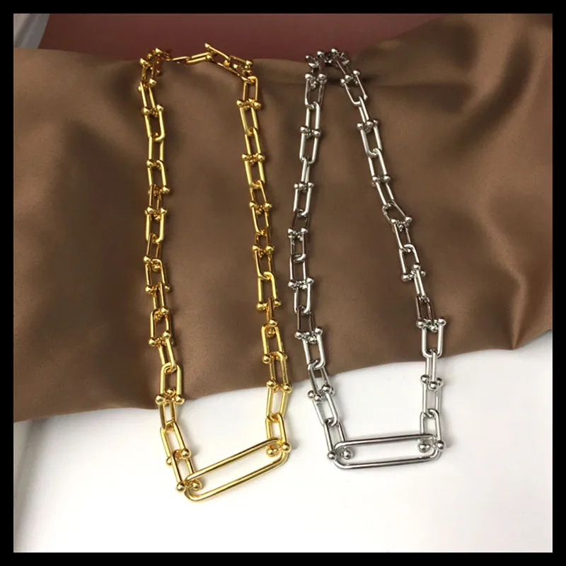 Women's Sterling Silver s925-u necklace, original design paper clip pendant, European and American punk style, suitable for part
Women's Sterling Silver s925-u necklace, original design paper clip pendant, European and American punk style, suitable for part
