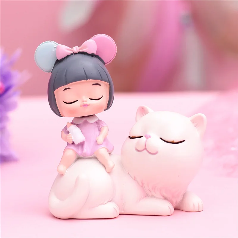 Happy cute pet couple car decoration new year gift swing cartoon car doll cake baking Resin pendant art antique home decor
Happy cute pet couple car decoration new year gift swing cartoon car doll cake baking Resin pendant art antique home decor