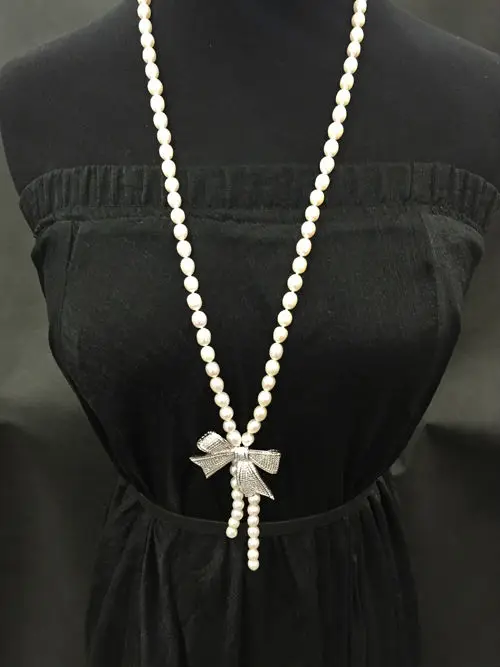 hot sell natural 7-8mm rice white freshwater pearls bowknot accessories long necklace sweater chain fashion jewelry 
hot sell natural 7-8mm rice white freshwater pearls bowknot accessories long necklace sweater chain fashion jewelry